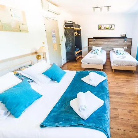 Logis La Bastide Des Golfs 3*