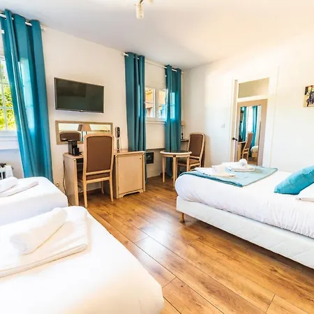 Logis La Bastide Des Golfs