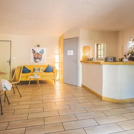 Logis La Bastide Des Golfs Hotel 3*