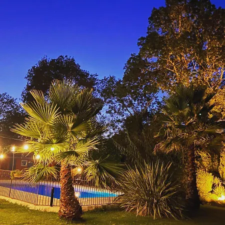 Logis La Bastide Des Golfs 3*