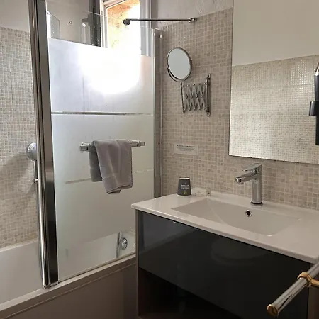 Logis La Bastide Des Golfs 3* Mouans-Sartoux